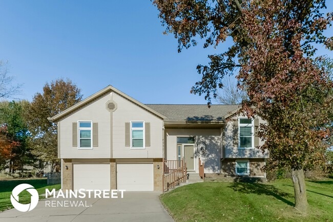 property at 4050 SW La Harve Dr