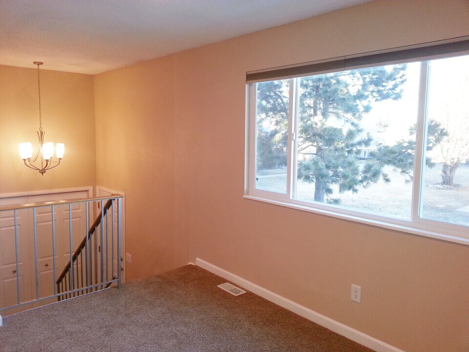 5711 W 92nd Ave in Westminster, CO - Building Photo