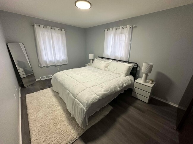 property at 4405 Meachem Rd