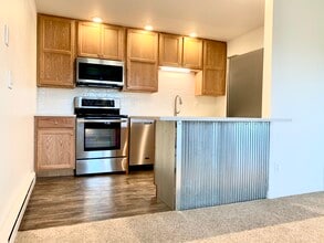 2020 W Plum St in Fort Collins, CO - Foto de edificio - Building Photo