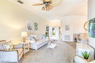 10025 Oakhurst Way in Ft. Myers, FL - Building Photo - Building Photo