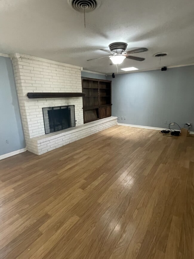 7603 Canode Dr in Amarillo, TX - Building Photo - Building Photo