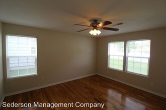 4415 S Parkway Dr in Olathe, KS - Building Photo - Building Photo