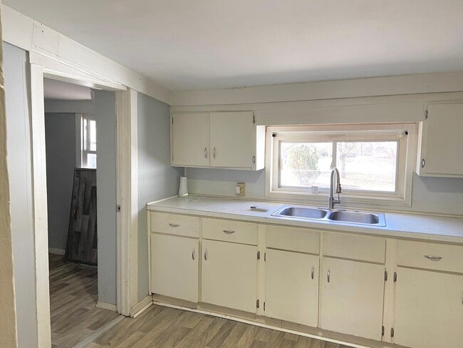 4127 Coggins in Flint, MI - Building Photo - Building Photo