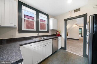 119 S Broad St in Kennett Square, PA - Building Photo - Building Photo