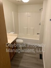 1005 12th St N in Fargo, ND - Building Photo - Building Photo