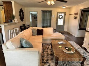 3713 Lake Vista Ct in Granbury, TX - Building Photo - Building Photo