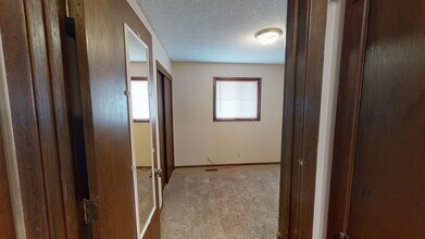 2605 28th St in Great Bend, KS - Foto de edificio - Building Photo