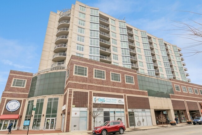 property at 1134 W Granville Ave