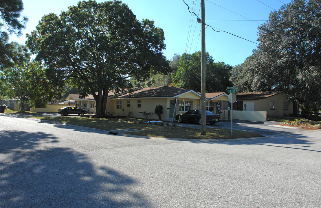 139 SE Jefferson Cir N in St. Petersburg, FL - Building Photo