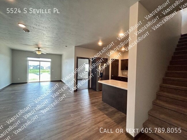 property at 5524 Seville Pl