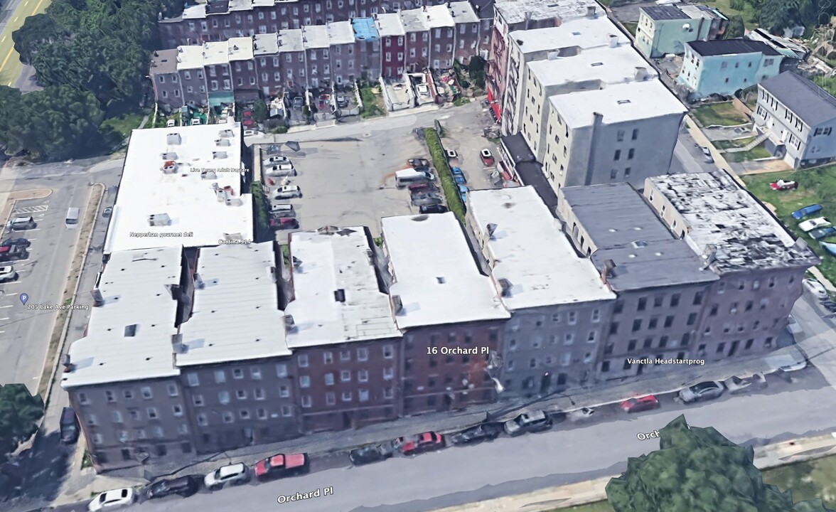 142 Orchard St in Yonkers, NY - Building Photo