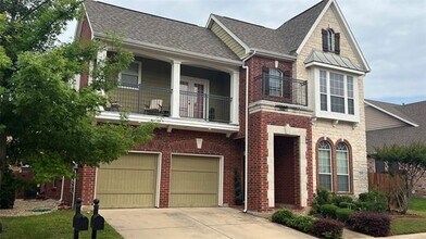 2205 Eagles Nest Dr in Euless, TX - Building Photo - Building Photo