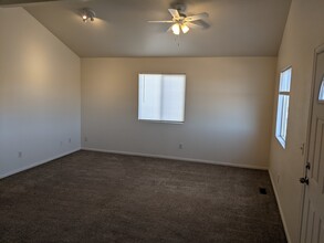 1651 N 15th St, Unit B in Canon City, CO - Building Photo - Building Photo