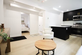 269 Madison Ave S in Kitchener, ON - Building Photo - Building Photo