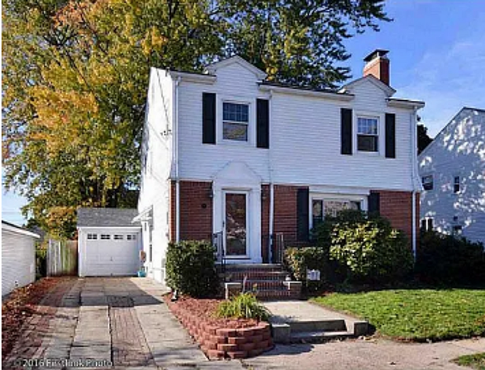 75 Potter St in Cranston, RI - Building Photo