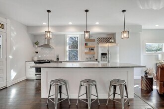 799 S Lazelle St in Columbus, OH - Building Photo - Building Photo