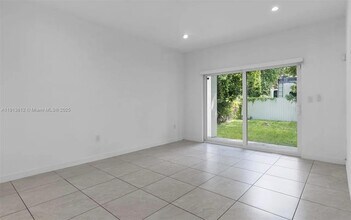 23061 SW 124th Ct in Miami, FL - Building Photo - Building Photo