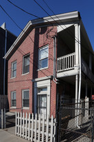 222 S Clay St Apartamentos