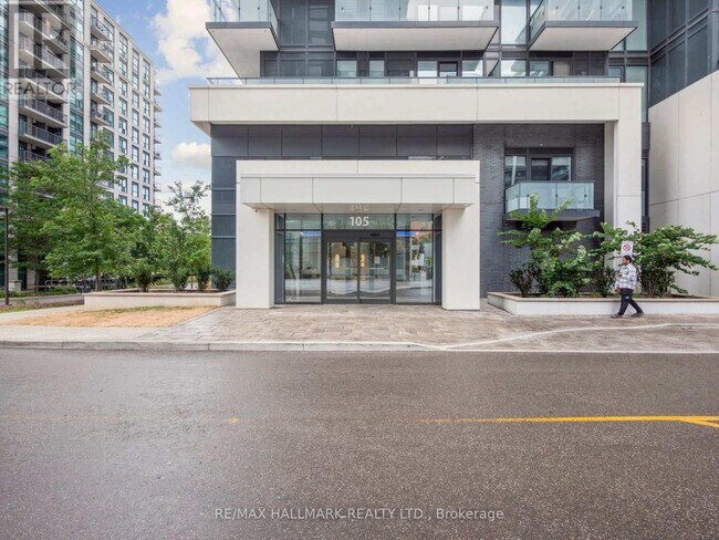 105 Oneida Crescent in Richmond Hill, ON - Building Photo - Building Photo