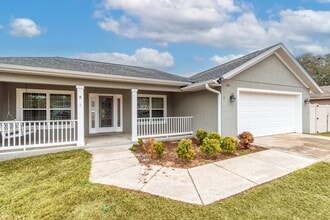 8511 SE 158th Pl in Summerfield, FL - Building Photo - Building Photo