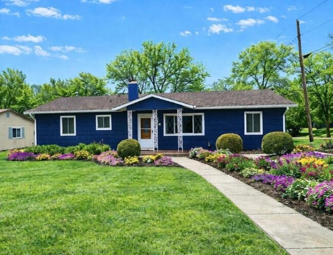 property at 5508 S Stough St