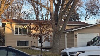 3301 2nd St N, Unit 3301 Lower Unit in Fargo, ND - Building Photo