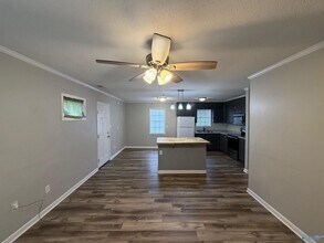 1087 Seminary St in Moulton, AL - Building Photo - Building Photo