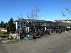 Cambridge Apartments in Renton, WA - Foto de edificio - Building Photo