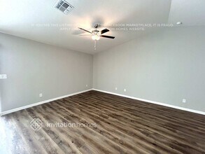 407 NW 2nd Ave in Cape Coral, FL - Foto de edificio - Building Photo