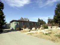 14 Spreckels Ln in Salinas, CA - Foto de edificio - Building Photo