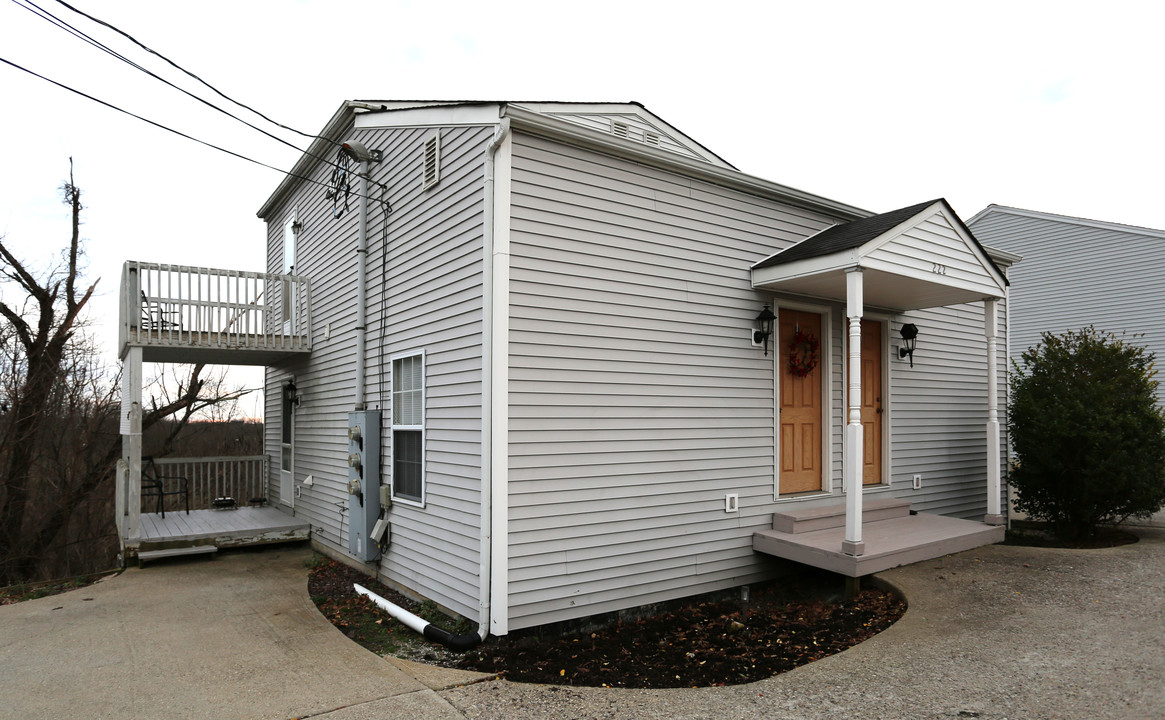 220-224 Falmouth St in Williamstown, KY - Building Photo