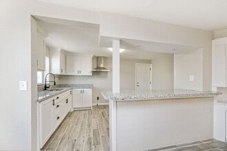 110 N Forest St in Amarillo, TX - Building Photo - Building Photo