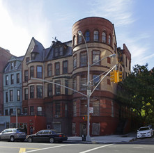 721 Saint Nicholas Ave in New York, NY - Building Photo - Building Photo