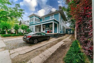 207 Michigan Ave in Mobile, AL - Foto de edificio - Building Photo