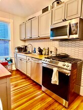 56 Mansfield St, Unit #2 in Boston, MA - Building Photo - Building Photo