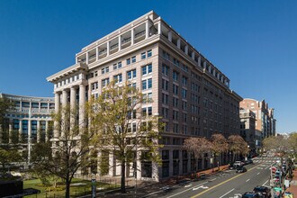 Residences at Market Square - East Tower in Washington, DC - Building Photo - Building Photo