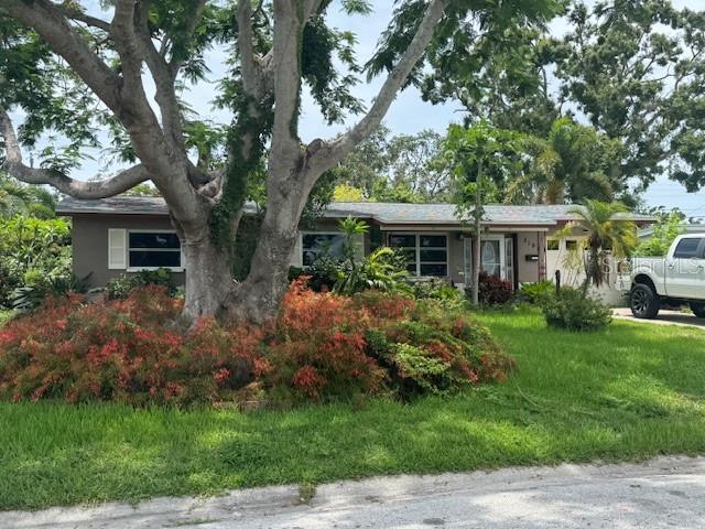 3196 70th Ln N