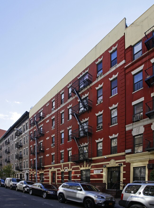 Sinclair Houses in New York, NY - Building Photo - Building Photo