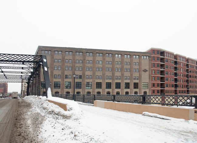 Security Lofts in Minneapolis, MN - Building Photo - Building Photo