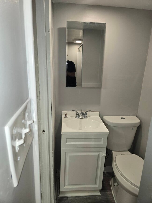 143 Nunnery Ln, Unit Basement in Catonsville, MD - Building Photo - Building Photo