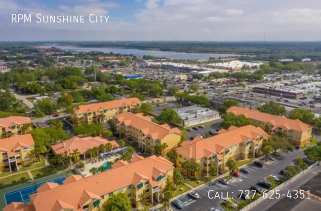 10764 70th Ave N in Seminole, FL - Building Photo - Building Photo