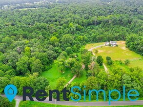 5223 Emmanuel Ln in Amissville, VA - Building Photo - Building Photo