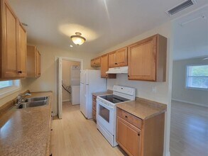 1099 Riggs St in Port Charlotte, FL - Building Photo - Building Photo