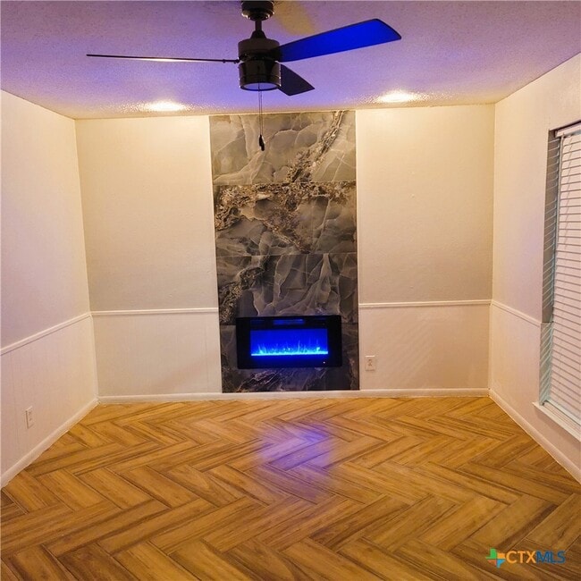 property at 1901 N 10th St