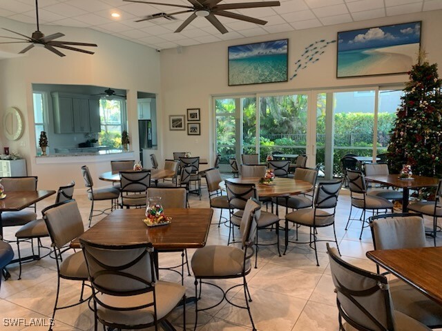 306 Emerald Bay Cir in Naples, FL - Building Photo