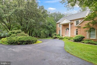 4427 Brookside Dr in Alexandria, VA - Building Photo - Building Photo