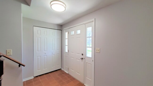 2610 Arrowwood Ln in Rolling Meadows, IL - Foto de edificio - Building Photo
