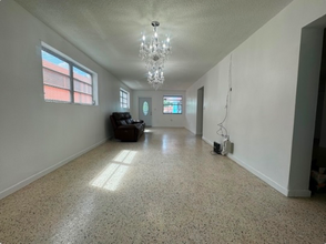 2477 SW 16th St-Unit -2477 in Miami, FL - Building Photo - Building Photo