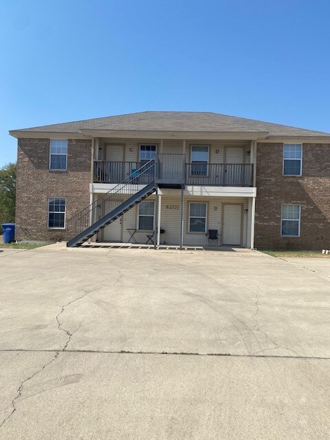 4201 Primrose Dr in Copperas Cove, TX - Foto de edificio - Building Photo